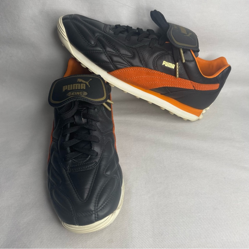 Puma King Avanti Halloween Sneakers Mens Size US 8 Black Orange Shoes 366618-01